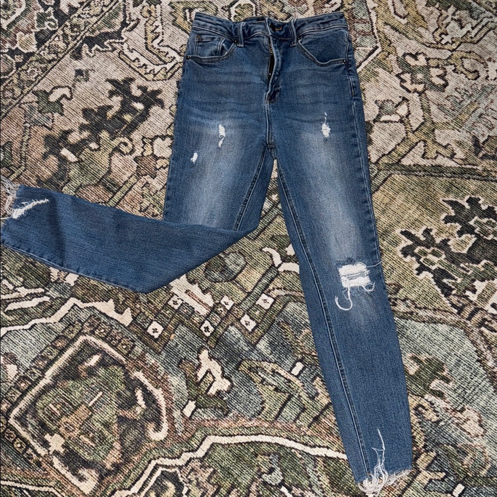 Risen skinny distressed 👖